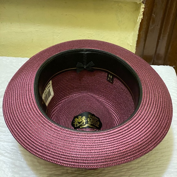 Hat - Picture 2 of 3